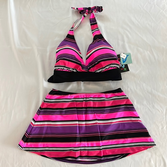 Bikini Bay bikini top and skirt - Picture 1 of 12